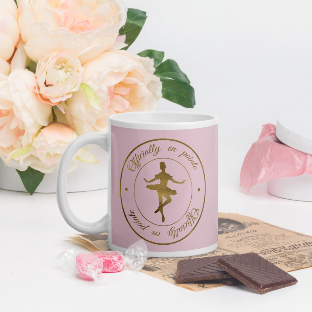 Gifts & Accessories / Mugs 11oz Officially en Pointe (pink) - Ceramic Mug